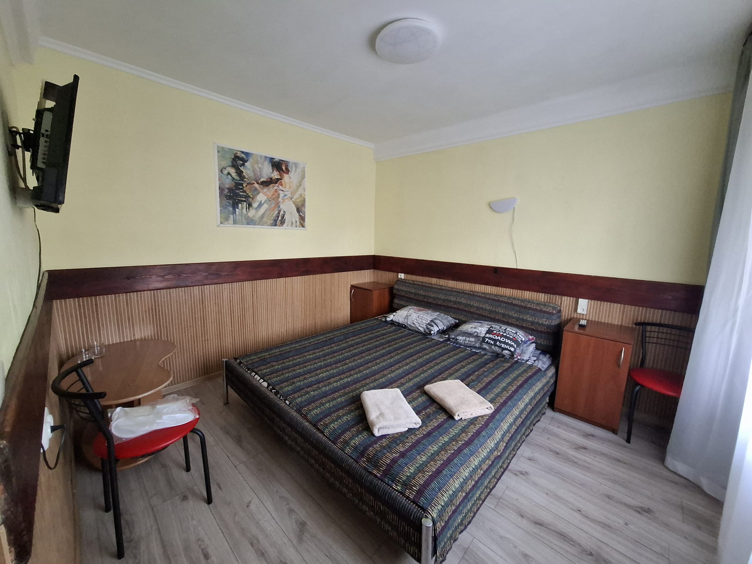 стандартний с балконом (14)